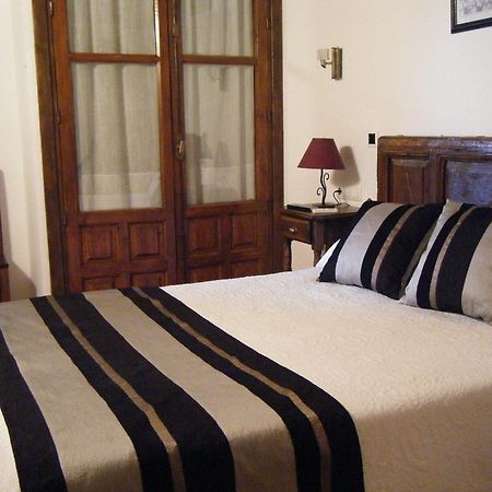 Casa Rural Casona La Beltraneja Бельмонте Экстерьер фото