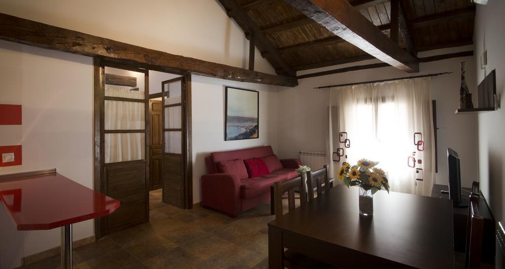 Casa Rural Casona La Beltraneja Бельмонте Экстерьер фото